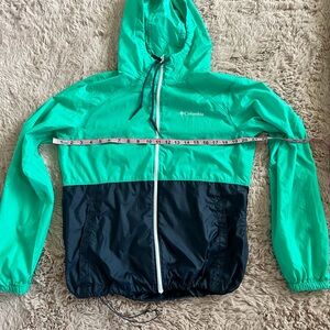 Columbia Green and Navy Windbreaker Jacket